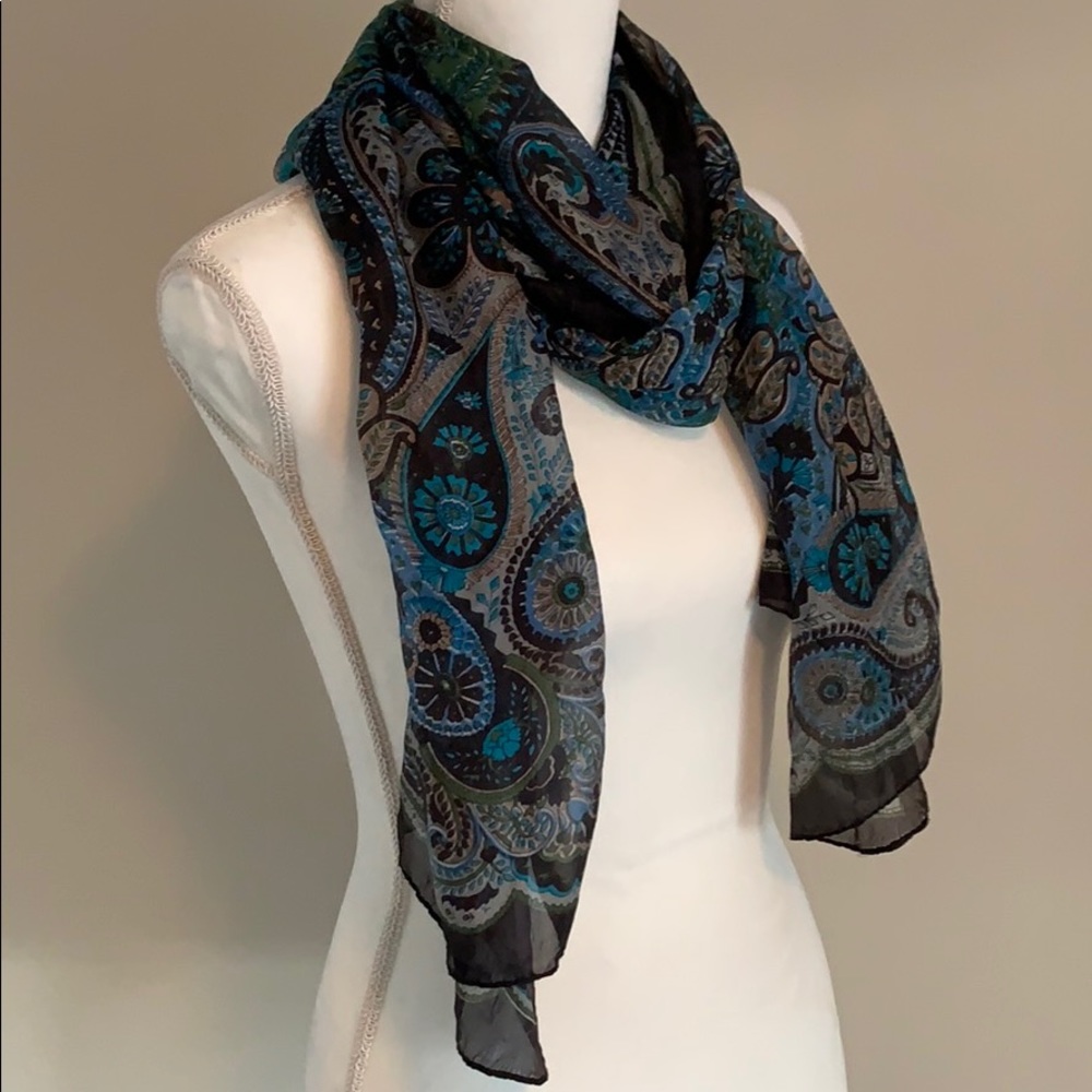 Scarf - Picture 3 of 3